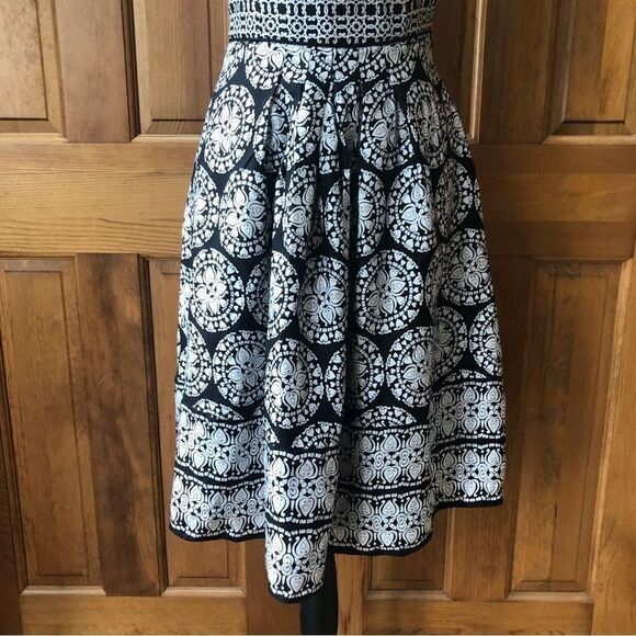 WHBM Silk Strapless Dress Size 0 - Picture 3 of 8